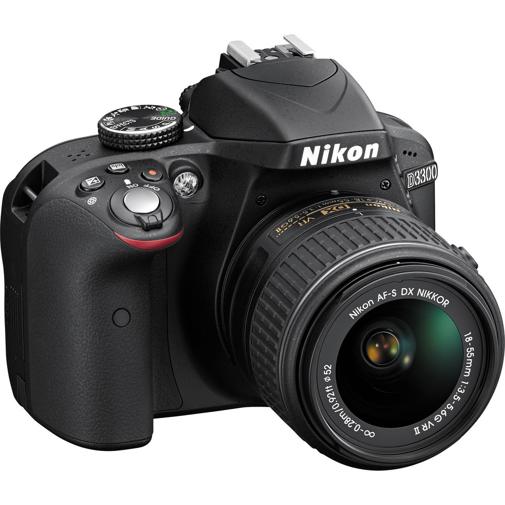 De Nikon D3300 is een kleine en lichte D-SLR met 24,2 megapixels. Prima voor in de fotostudio!